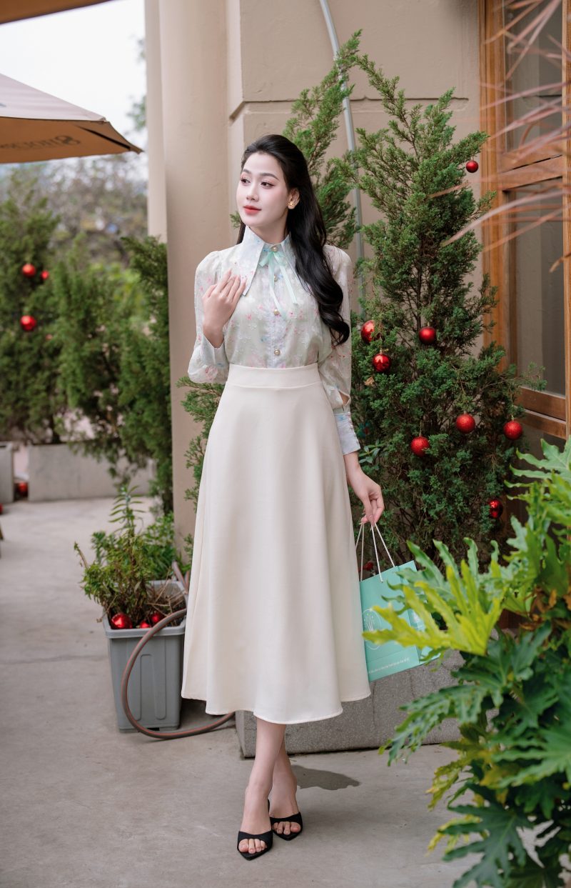 Alternative view of Adeline house - Sét Áo sơ mi cổ đức họa tiết nơ xanh kiểu cổ dài - TK169.1