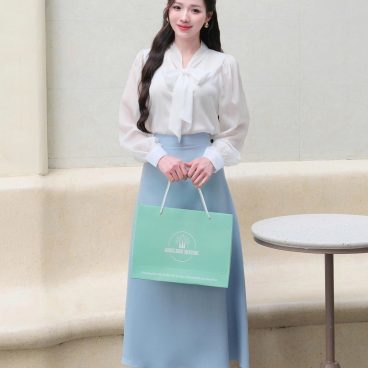 ADELINE HOUSE- SET TIỂU THƯ NHẸ NHÀNG – THANH LỊCH MÀ VẪN RẤT TÔN DÁNG