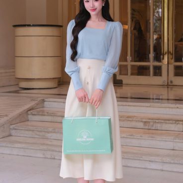 Adeline house -  Set áo xanh cổ vuông + chân váy kem siêu thanh lịch TK163.1 Xanh dương