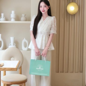 Adeline House - SET ÁO REN PEPLUM + QUẦN SUÔNG THANH LỊCH - TK189.1