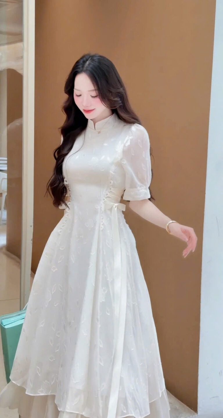 ADELINE HOUSE - 🤍 Đầm Maxi Trắng Tay Phồng Chiết Eo Dáng Xòe Thanh Lịch - TK201.1